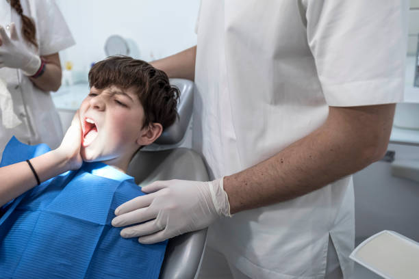 Best Holiday Emergency Dentist in Manteno, IL